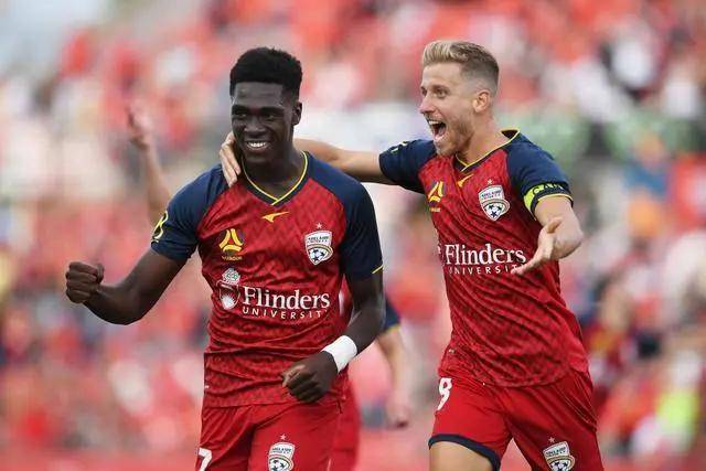 莫兰特准绝杀灰熊险胜森林狼 热火大胜开拓者